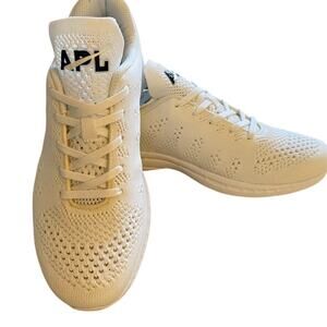 APL TechLoom Breeze Men’s White Knit Running Shoes (New) Size 8.5